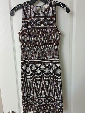 H&M Geometric Patterned Sleeveless Dress Size Small, Like New, Very Pretty
